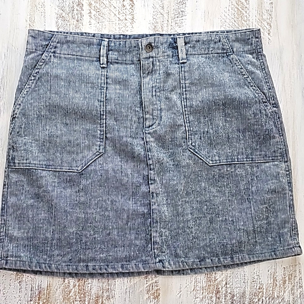 DYLAN Nwot Blue Cordoroy Front pocket Mini Skirt